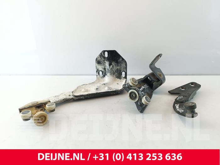 Mercedes Vito Sliding door roller, right O275926
