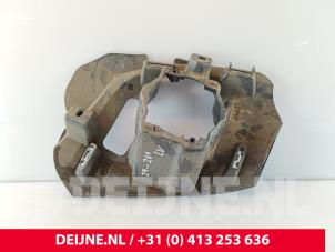 Opel Vivaro Stoßstange links vorne O275936 foto 2