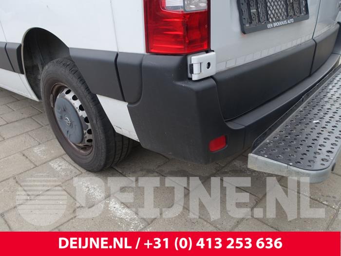 Opel Movano Stoßstangenecke links hinten O275954