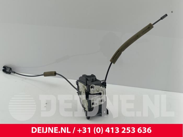 Opel Movano Türschlossmechanik 2-türig rechts O276000