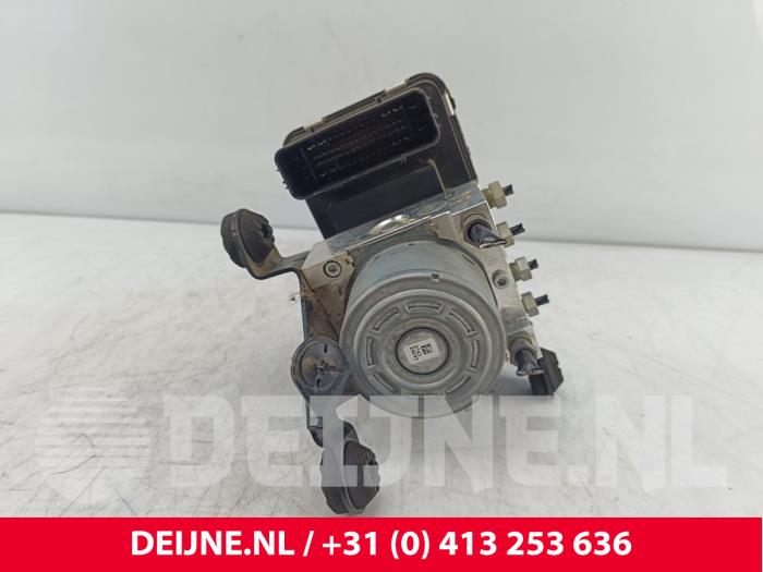 Volvo XC90 ABS pump O276028