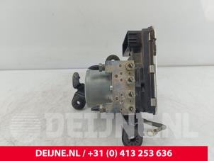Volvo XC90 ABS pump O276028 foto 2