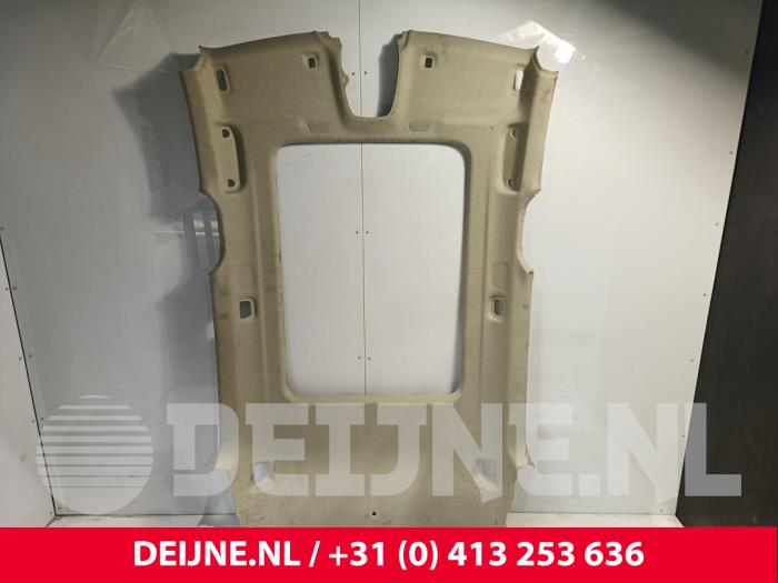 Gebruikte Hemelbekleding Volvo XC40 (XZ) 1.5 T4 Plug-in Hybrid 12V Prijs € 300,00 Margeregeling aangeboden door van Deijne Onderdelen Uden B.V.