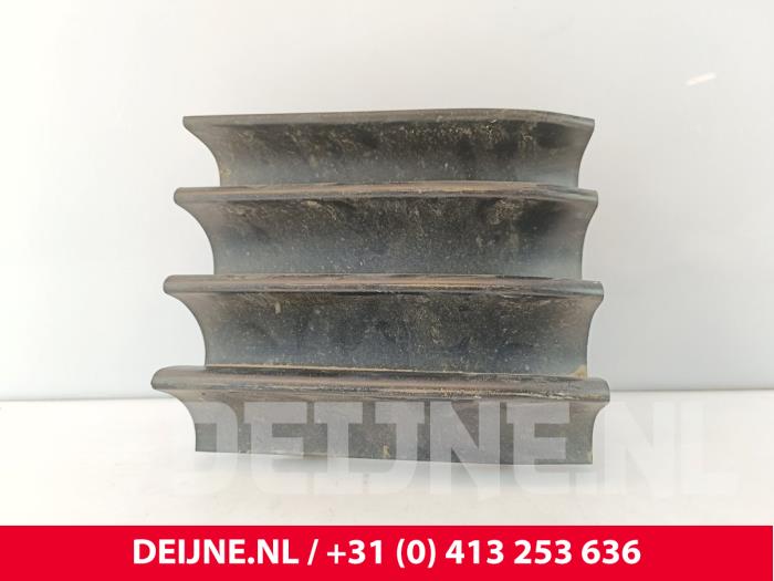 Toyota Pro-Ace Front bumper, left-side component O276149
