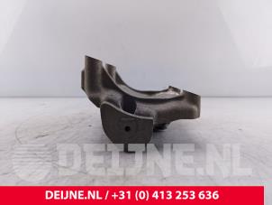 Iveco New Daily Aircopomp Steun O276172 foto 3