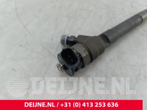 Opel Vivaro Injector (diesel) O276182 photo 3