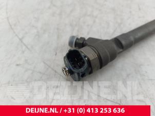 Opel Vivaro Injector (diesel) O276183 photo 3