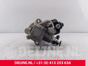 Iveco New Daily Brandstofpomp Mechanisch O276197 foto 2
