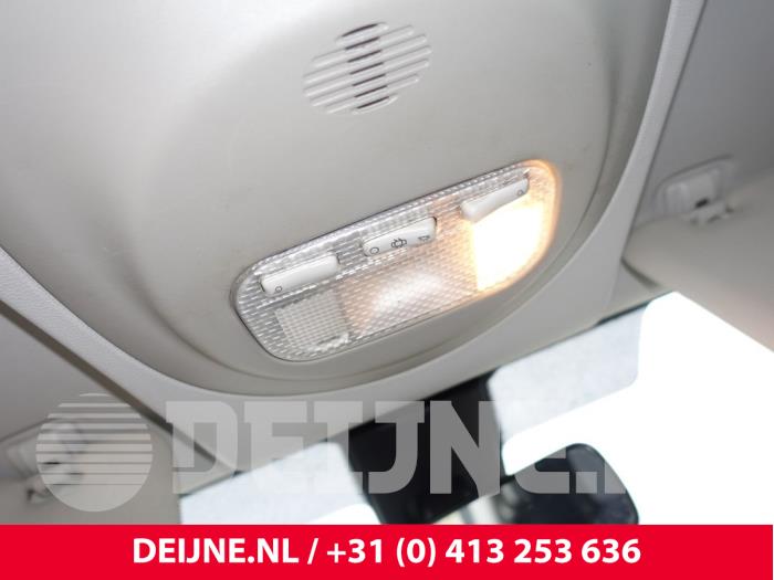 Peugeot Partner Innenbeleuchtung vorne O276299