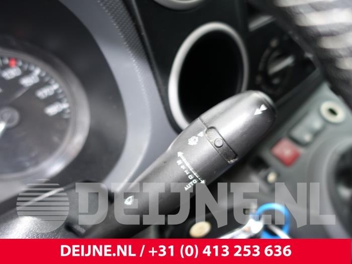 Peugeot Partner Kombischalter Lenksäule O276303