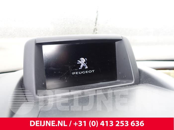 Peugeot Partner Anzeige Innen O276304