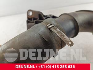 Renault Trafic Intercooler Rohr O276441 foto 3