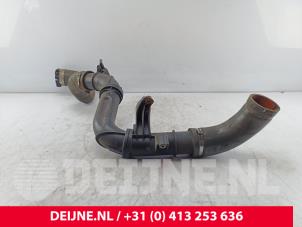 Renault Trafic Intercooler Rohr O276441 foto 2