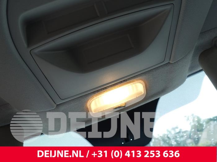 Citroen Jumpy Interior lighting, front O276489
