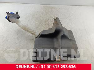 Ford Transit Connect Scheibensprühertank vorne O276585 foto 3