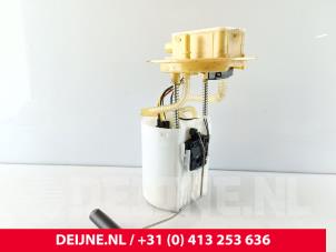 Gebruikte Tank element Pomp Mercedes Citan (420.6) 1.5 110 CDI Prijs € 151,25 Inclusief btw aangeboden door van Deijne Onderdelen Uden B.V.