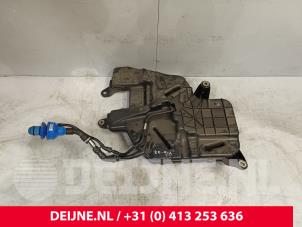 Gebruikte Adblue tank Ford Transit Custom 2.0 EcoBlue 110 Prijs € 544,50 Inclusief btw aangeboden door van Deijne Onderdelen Uden B.V.