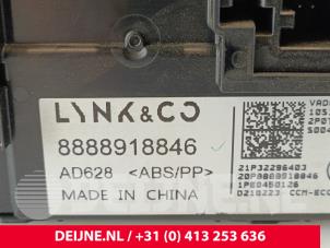 Lynk & Co 01 Central door locking module O276707 photo 3