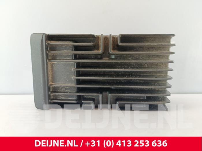 Lynk & Co 01 Radioverstärker O276720