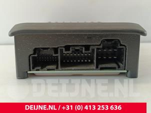 Lynk & Co 01 Radioverstärker O276720 foto 3