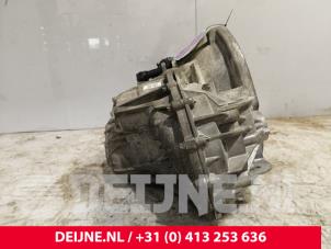 Renault Master Versnellingsbak O276743 foto 3
