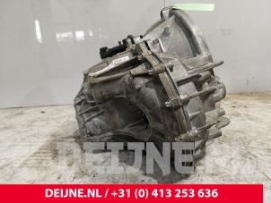Renault Trafic Getriebe O276754 foto 3