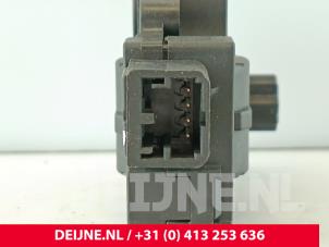 Volvo V40 Heizventil Motor O276768 foto 3