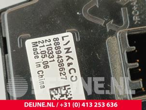 Lynk & Co 01 MMI Schalter O276794 foto 3
