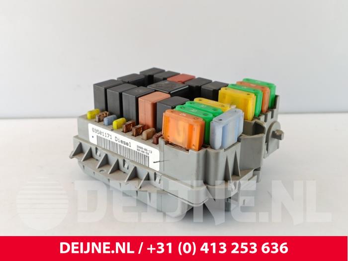 Iveco Daily Sicherungskasten O276813