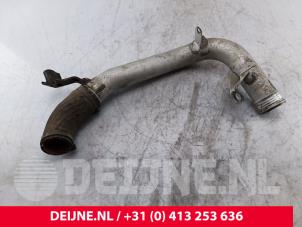 Gebruikte Intercooler Buis Volvo V60 I (FW/GW) 2.0 D3 16V Prijs € 25,00 Margeregeling aangeboden door van Deijne Onderdelen Uden B.V.