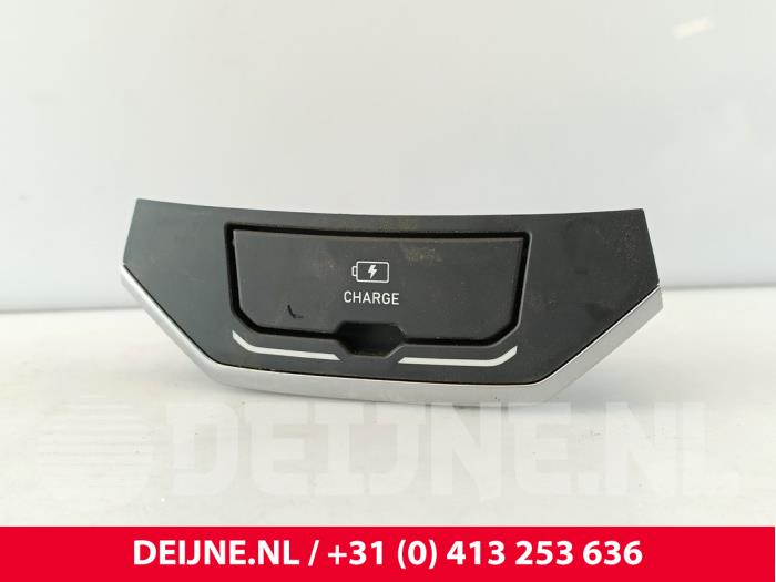 Lynk & Co 01 Oplaadpunt stekker aansluiting O276828