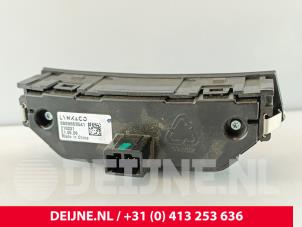 Lynk & Co 01 Ladesteckdose Elektro-Auto O276828 foto 2