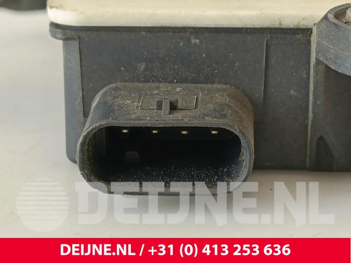 Nox sensor van een Iveco New Daily VI 33S14, 35C14, 35S14 2023