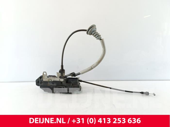 Volvo XC90 Türschlossmechanik 4-türig rechts vorne O276907