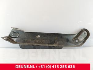 MAN TGE Scheinwerferrahmen rechts O276933 foto 2