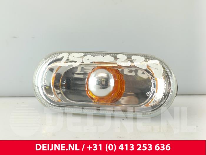 Volkswagen Caddy Front wing indicator, right O276935