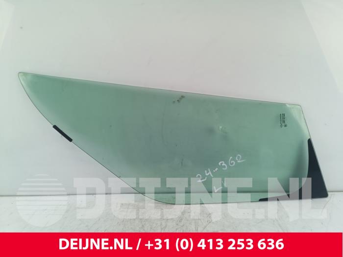 Renault Master Driehoeks Ruit links-voor O276970