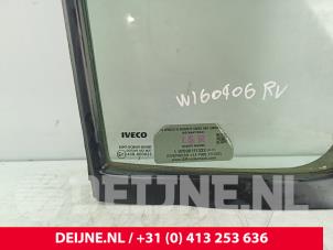 Iveco Daily Dreieckfenster rechts vorne O276965 foto 2