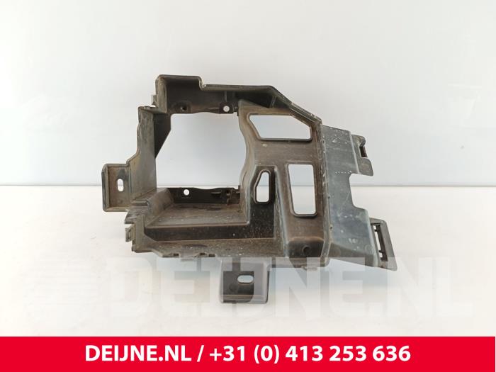 Peugeot Partner Front bumper, right-side component O276986