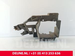 Peugeot Partner Front bumper, right-side component O276986 photo 2