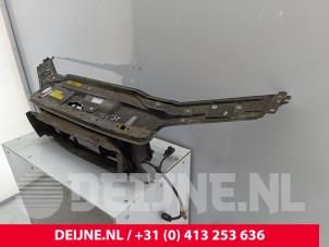 Volvo V70 Front panel O277042 photo 3