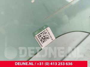 Porsche Taycan Türscheibe 4-türig links hinten O277197 foto 3