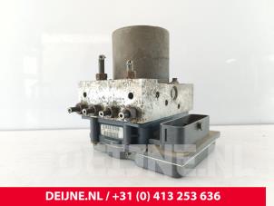 Mercedes Vito ABS Pumpe O277205 foto 2