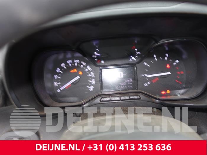 Toyota Pro-Ace City Tacho - Kombiinstrument KM O277323