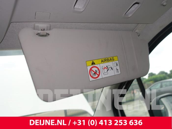 Toyota Pro-Ace City Sun visor O277343