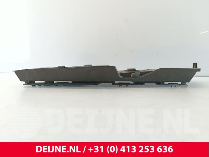Volvo V70 Bumpersteun rechts-voor O277437