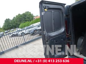 Opel Vivaro Hecktür Bus-Lieferwagen O277455 foto 2