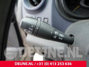 Opel Vivaro Steering column stalk O277465 photo 3