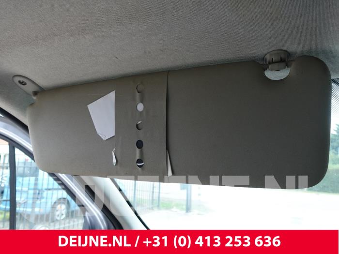 Opel Vivaro Sun visor O277498