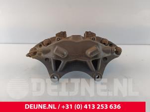 Tesla Model S Bremszange links vorne O277529 foto 3